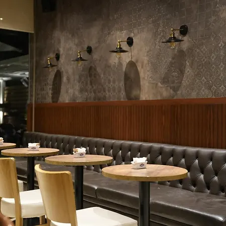 Szálloda Bluepoint *