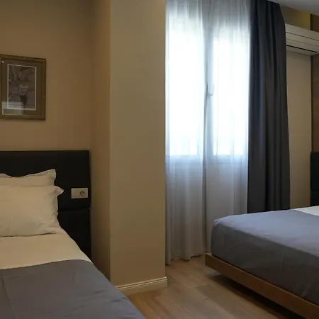 فندق Bluepoint Tepelene