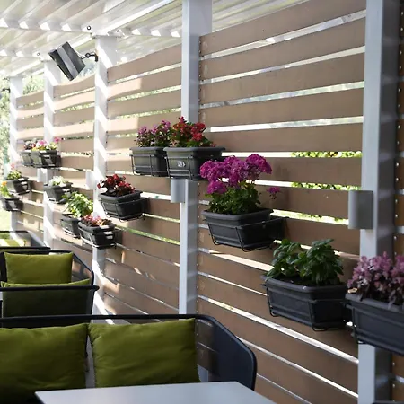 Bluepoint Szálloda *