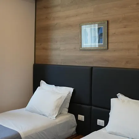 Szálloda Bluepoint *