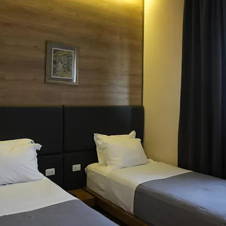 Bluepoint * Tepelenë