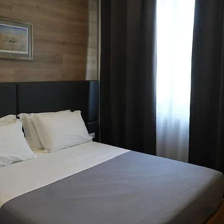 Bluepoint Otel *