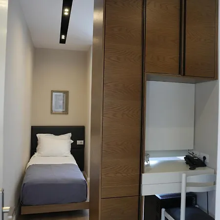 Otel Bluepoint Tepelene