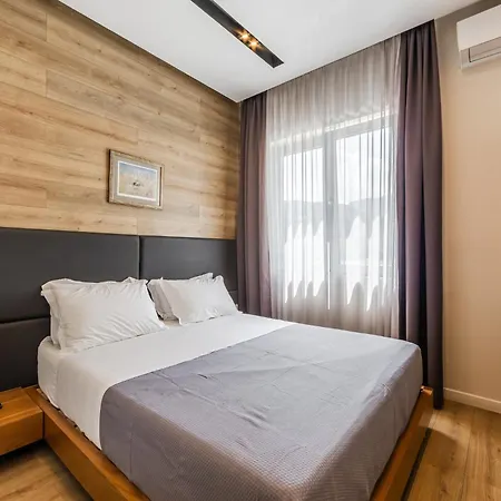 Bluepoint Hotel